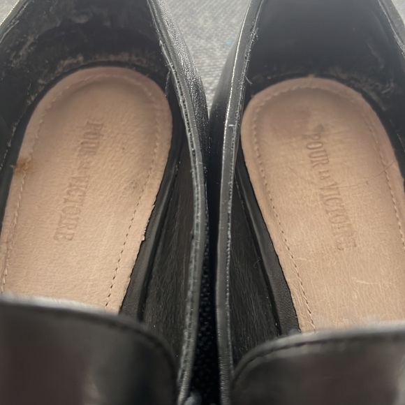 Pour la Victoire-  black loafers.  Size 7.5 - Picture 3 of 7